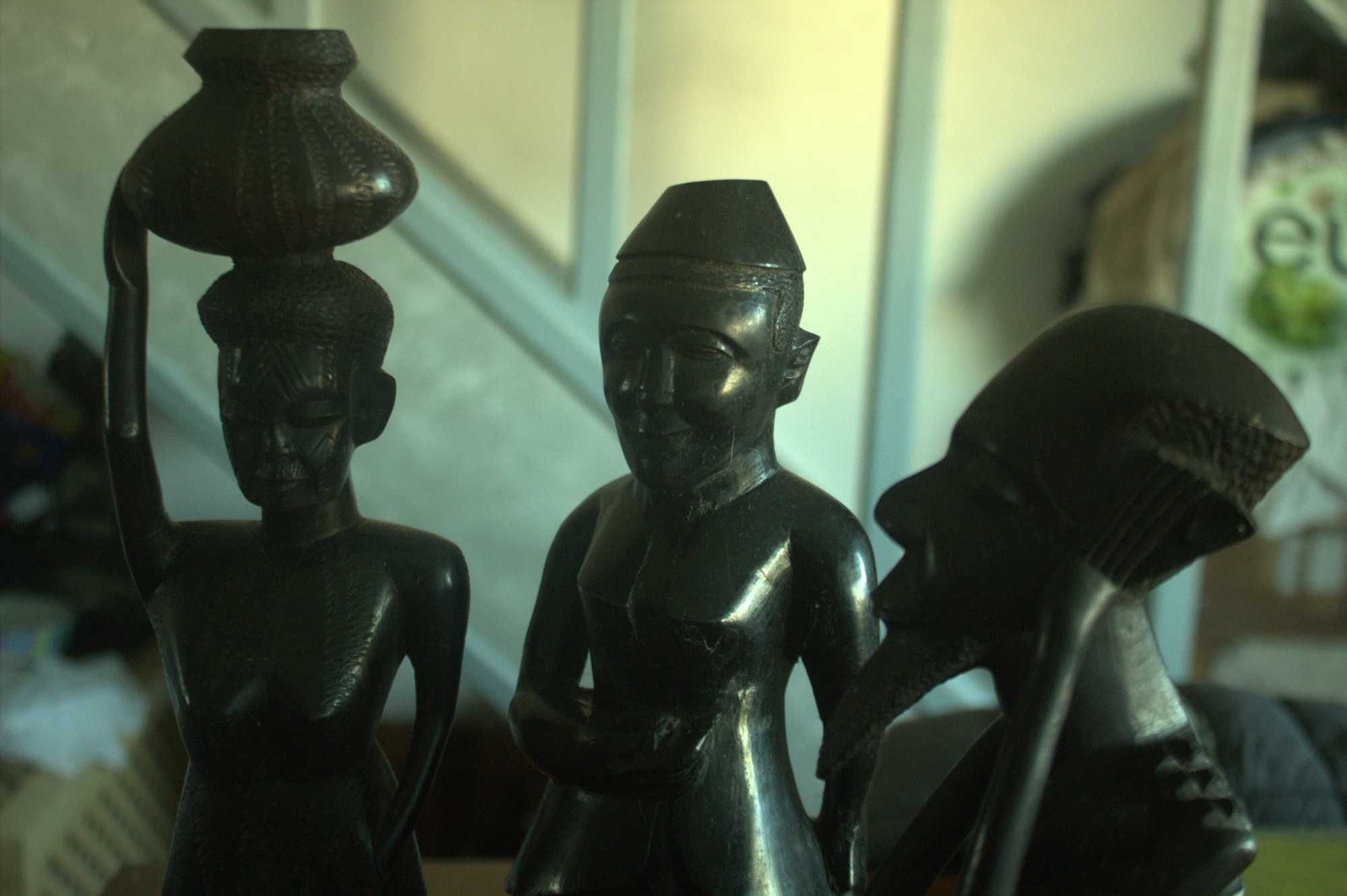Estátuas Originais Maconde Moçambicanas em Mpingo(pau-preto) - 1960