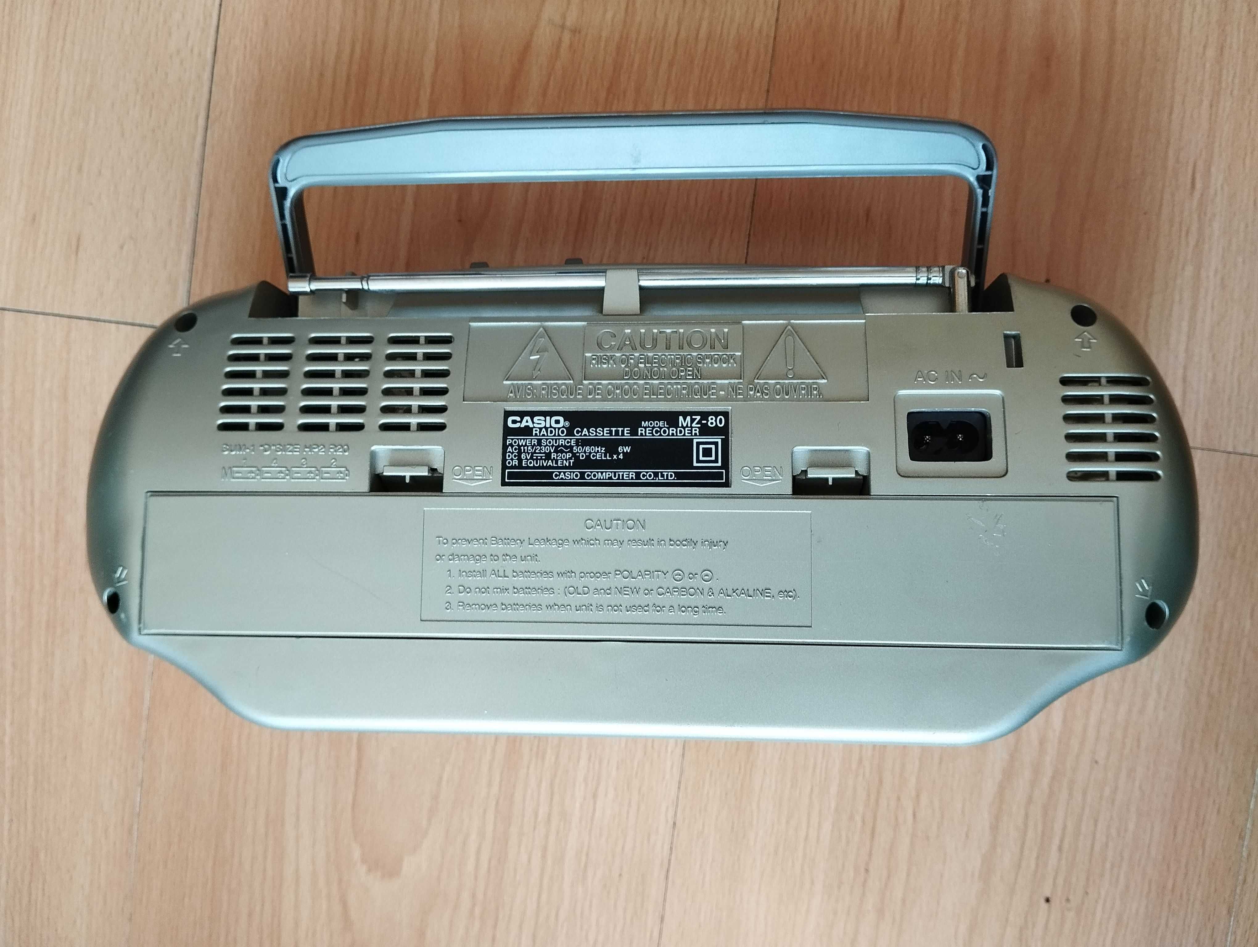 Radiomagnetofon CASIO MZ-80