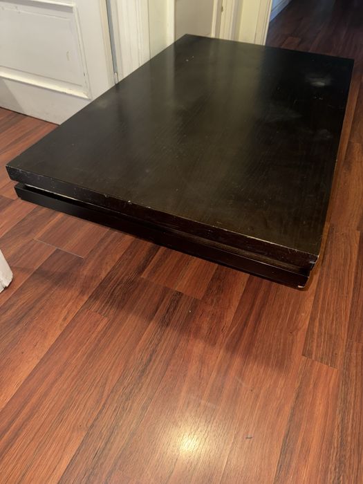 Mesa de centro castanho