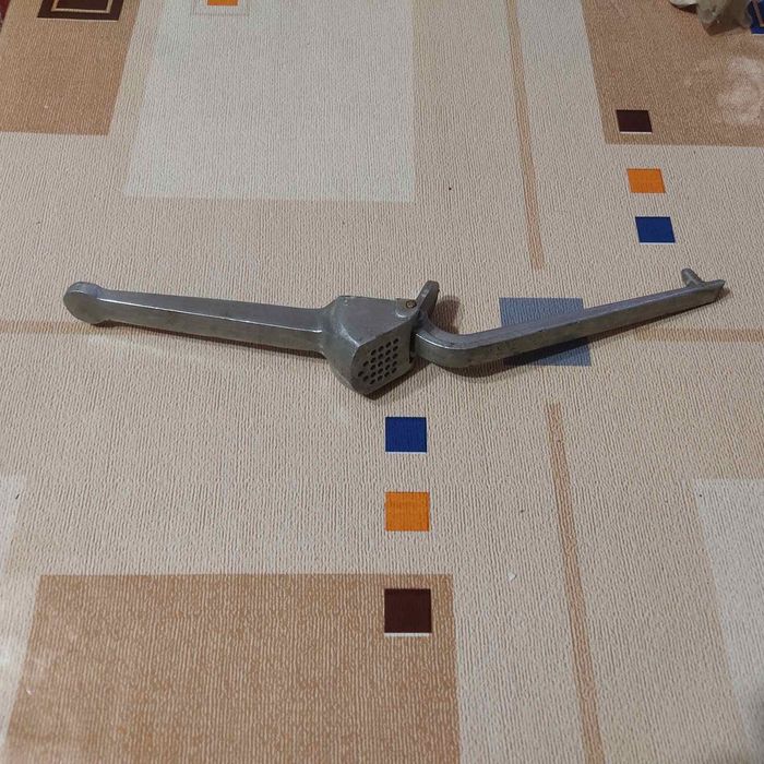 Чесночница-орехокол-косточковыниматель-СССР