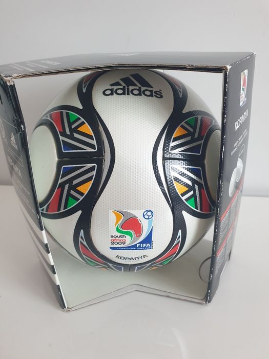 Adidas OMB Kopanya match ball  2009 Confederations Cup piłka meczowa