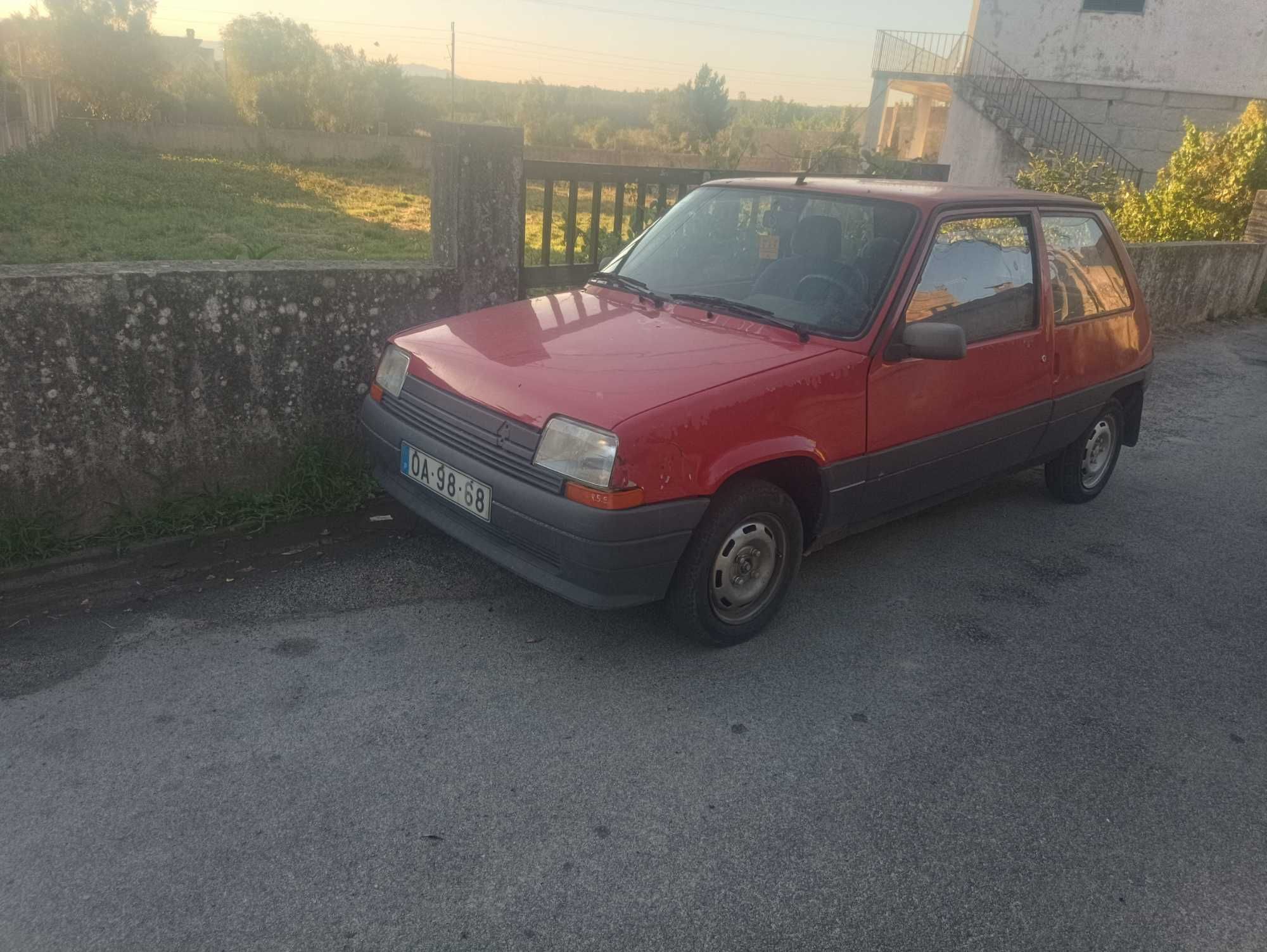 Renault 5 para restaurar