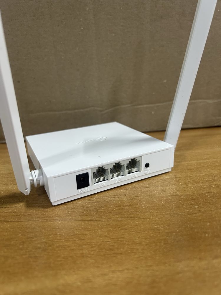 Роутер TP-LINK TL-WR820N v2