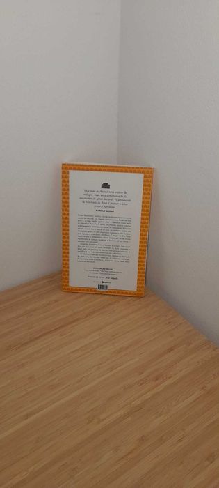 Livro "Alienista" de Machado de Assis