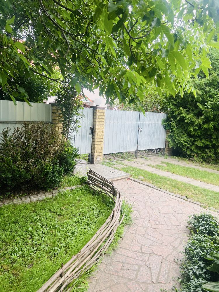Продається 2 будинки в м.Корсунь-ШевченківськомуЧеркаська обл.
