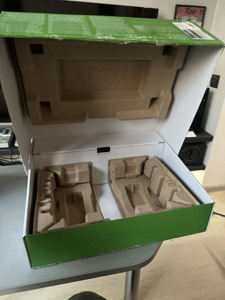 Коробка для XBOX series S