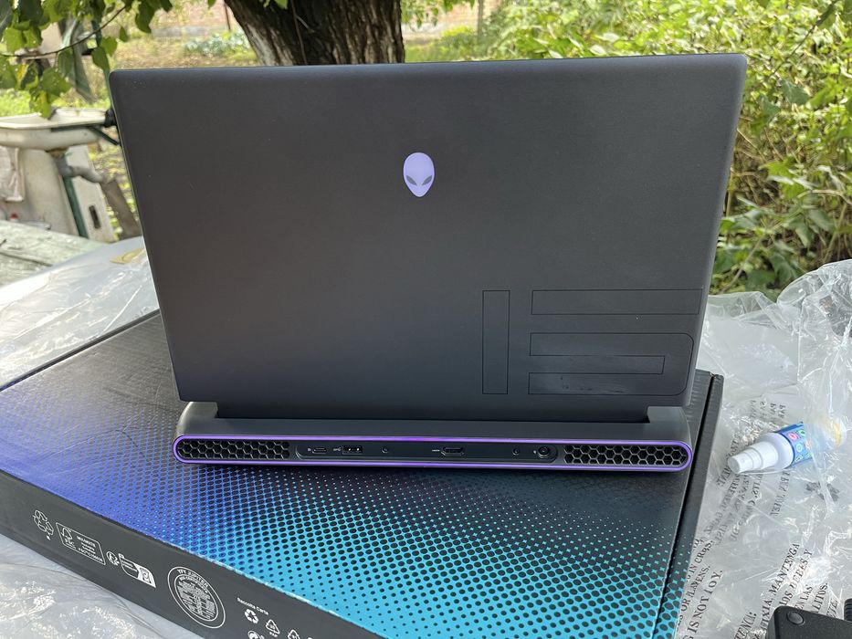 Alienware m15 r5, 16gb Ram, Ryzen 7 5800h, Rtx 3060 6gb, 125w TGP