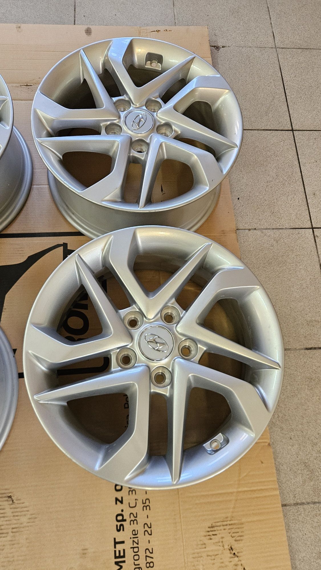 felgi aluminiowe 16" 5x114,3 6,5x16 ET 45 Hyundai Kia Mazda Toyota