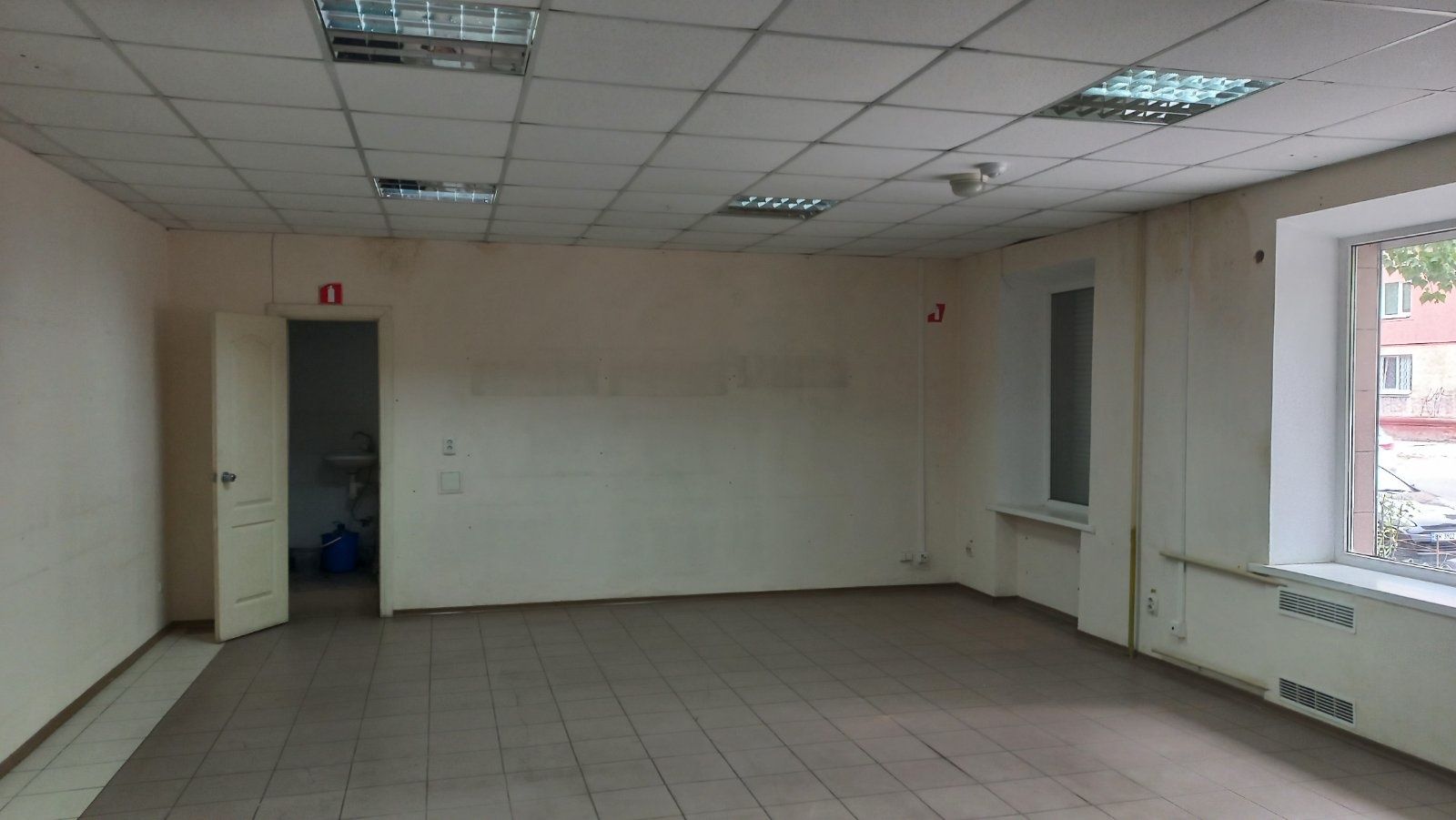 Продаж  приміщення, 40 кв.район центрального ринку.