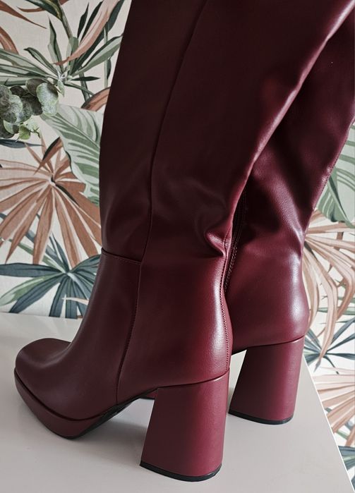 Bordowe kozaki dlugie na klocku r.39