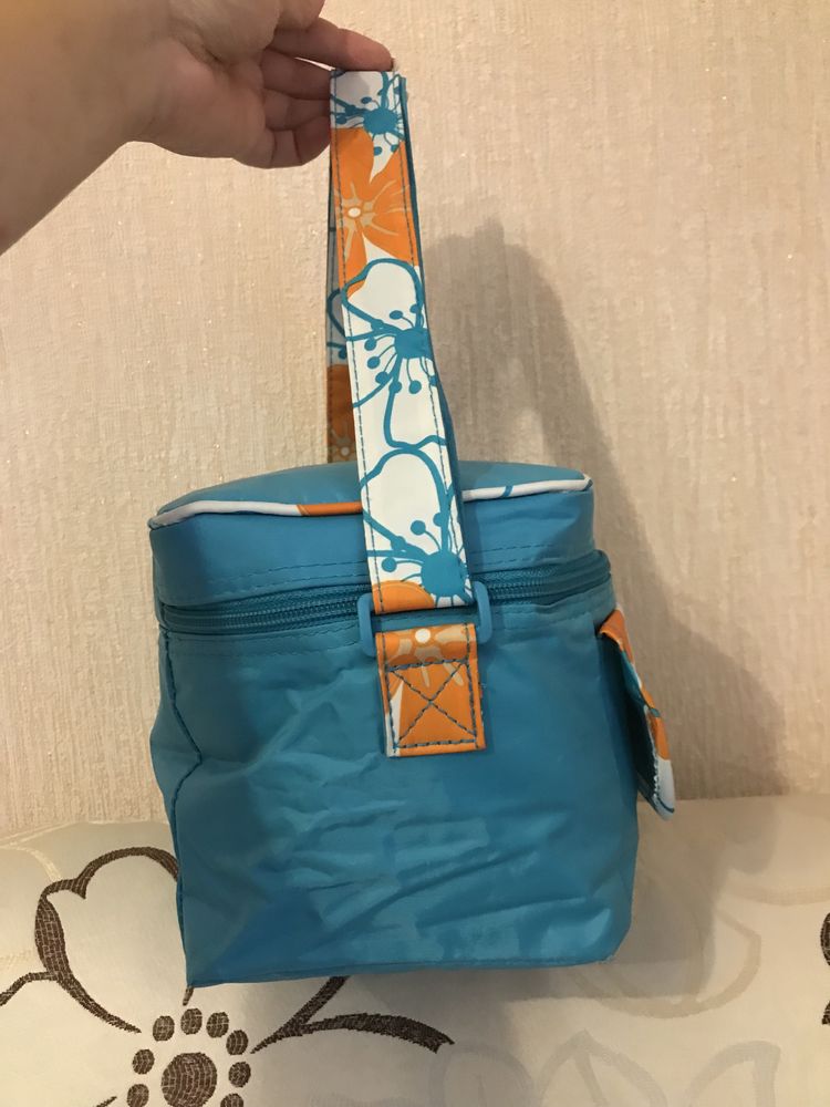 Термо сумка поддерживающая холод или тепло термос