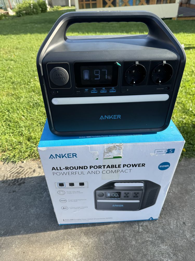 Зарядна станція Anker PowerHouse 535, 512 вт