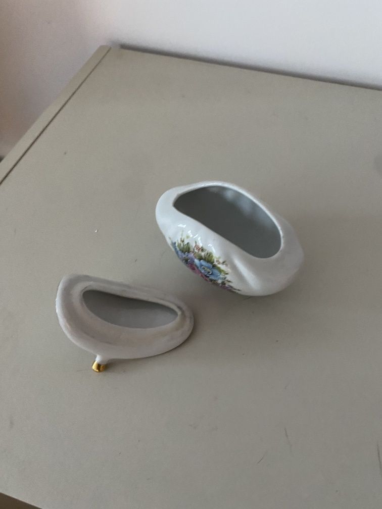 Pote em Porcelana