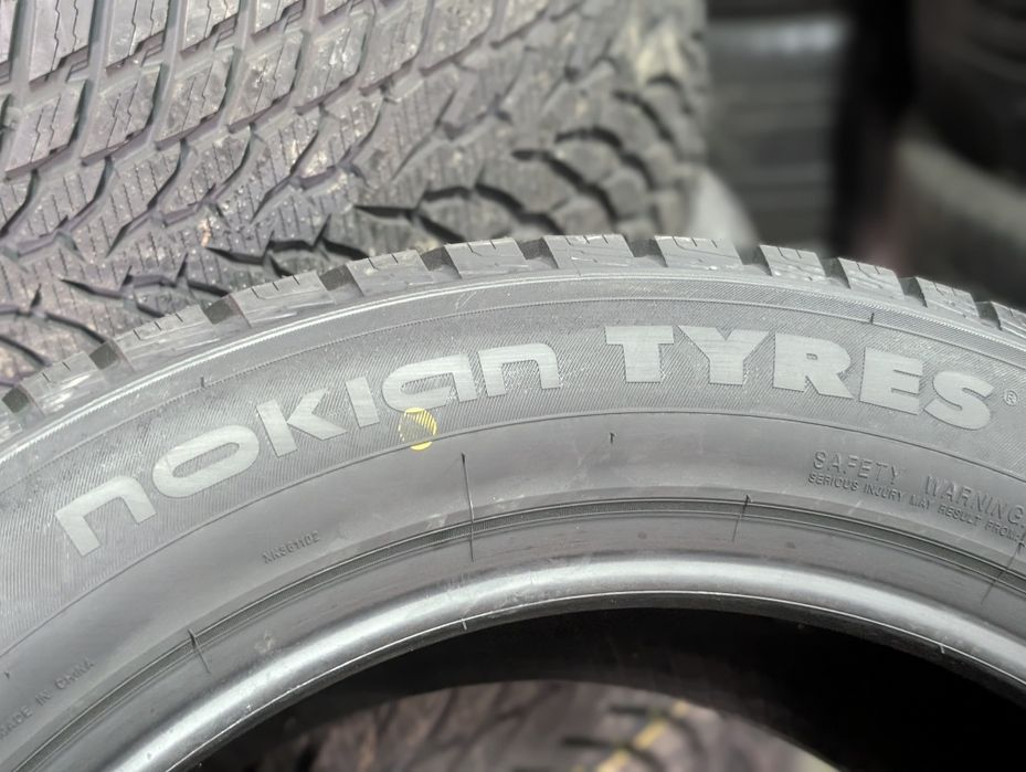 Шини зимові 245 50 r 18 Nokian резина колеса gtyres