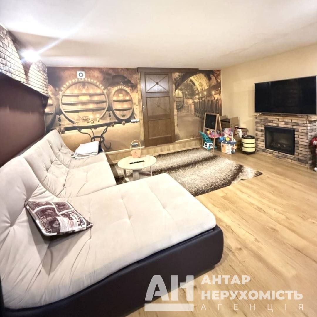 Продається 2-к квартира в Кропивницькому , р-н Центр