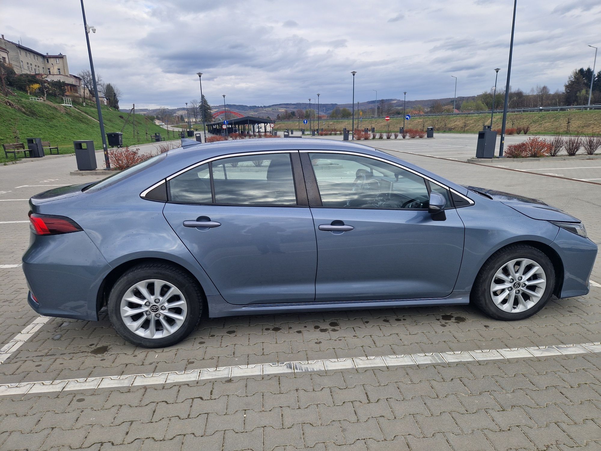 Toyota corolla 1.6 automat   gwarancja fabryczna  salon Polska