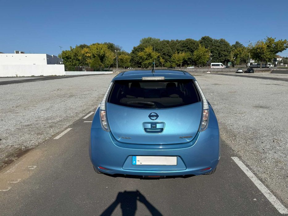 Nissan Leaf Tekna 2012 - Elétrico