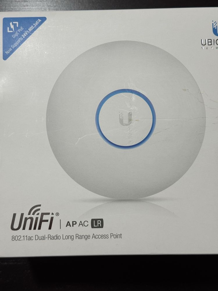 UNIFI AP LR. Access Point