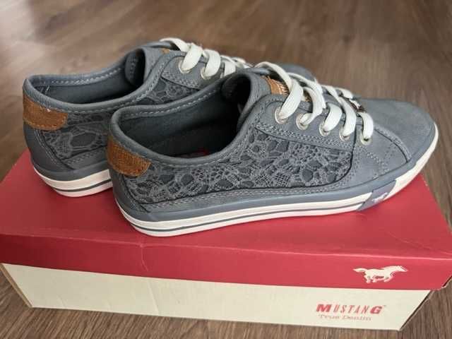 Buty MUSTANG 37 Nowe