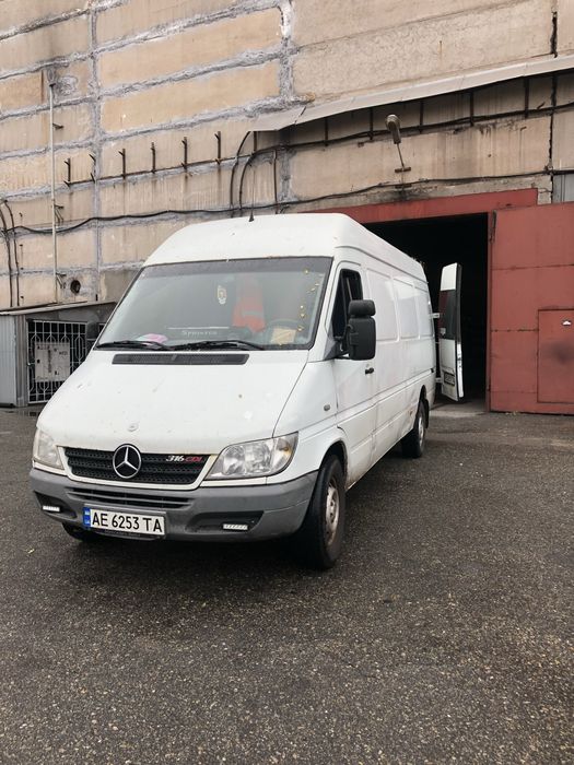 Продам спринтер 316 2.7 Автомат