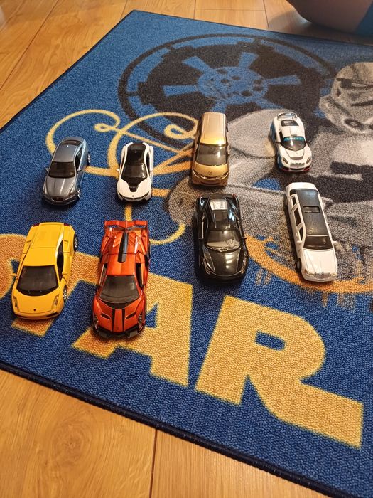 Resoraki osiem sztuk