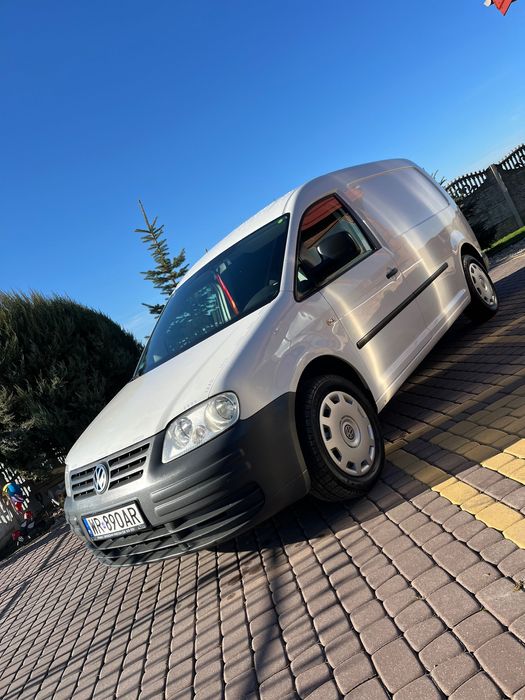 VW Caddy Maxi 2.0TDi 6B Sleeper Tuning ZAMIANA