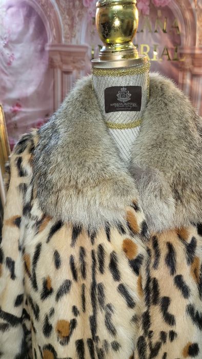 Lindíssimao casaco pêlo autêntico de Cabrito estampado leopardo