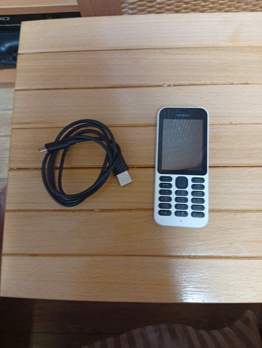 Орегінальна Нокіа 220