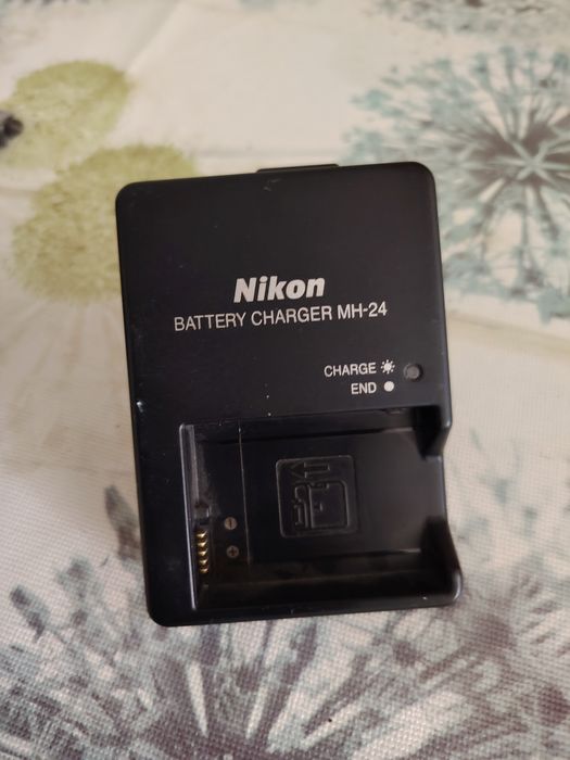 Nikon D5200 + Lente 18-55mm VR – Excelente estado!