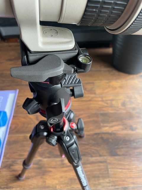 Karbonowy statyw Manfrotto MK 190GOC4-BHX + MHXPRO-BHQ2