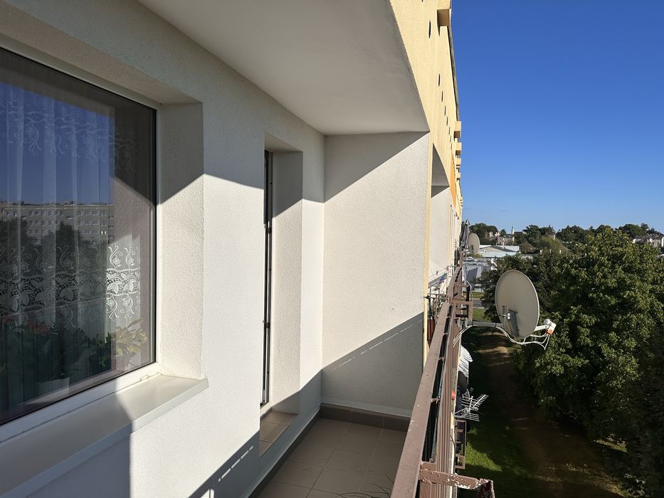 Mieszkanie w Żarach blok 49m2 dobra lokalizacja obok intermarche