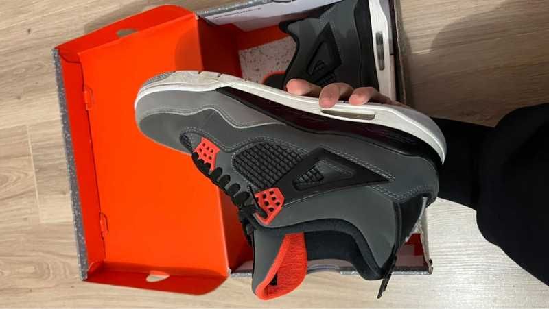 Nowy dostawa Jordan 4 Retro Infrared R.39