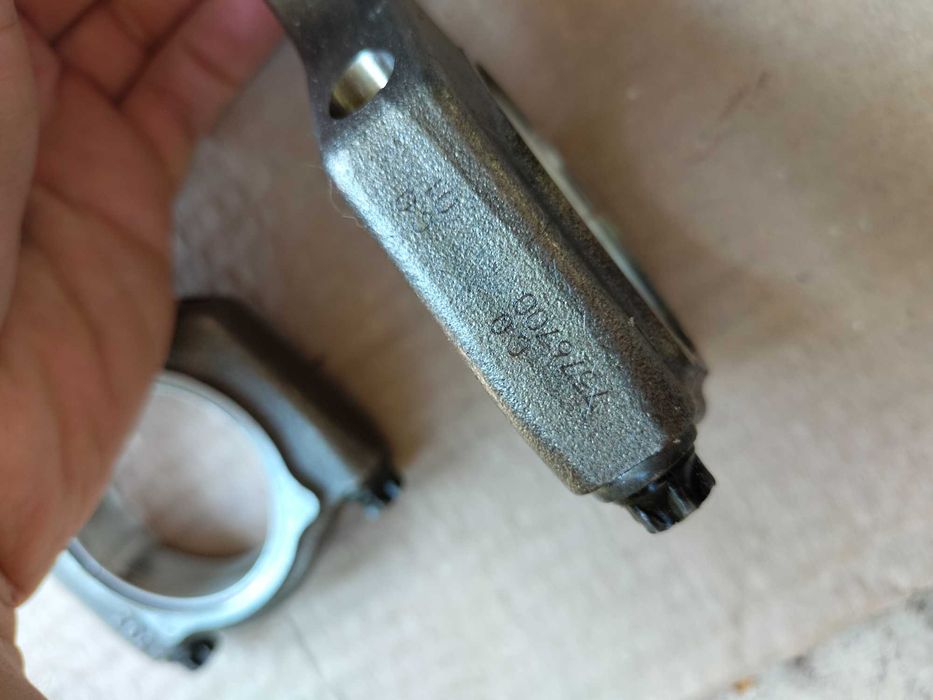 Поршня-шатуни бмв  , bmw двигун n54b30a бмв поршень e60 e90 e70