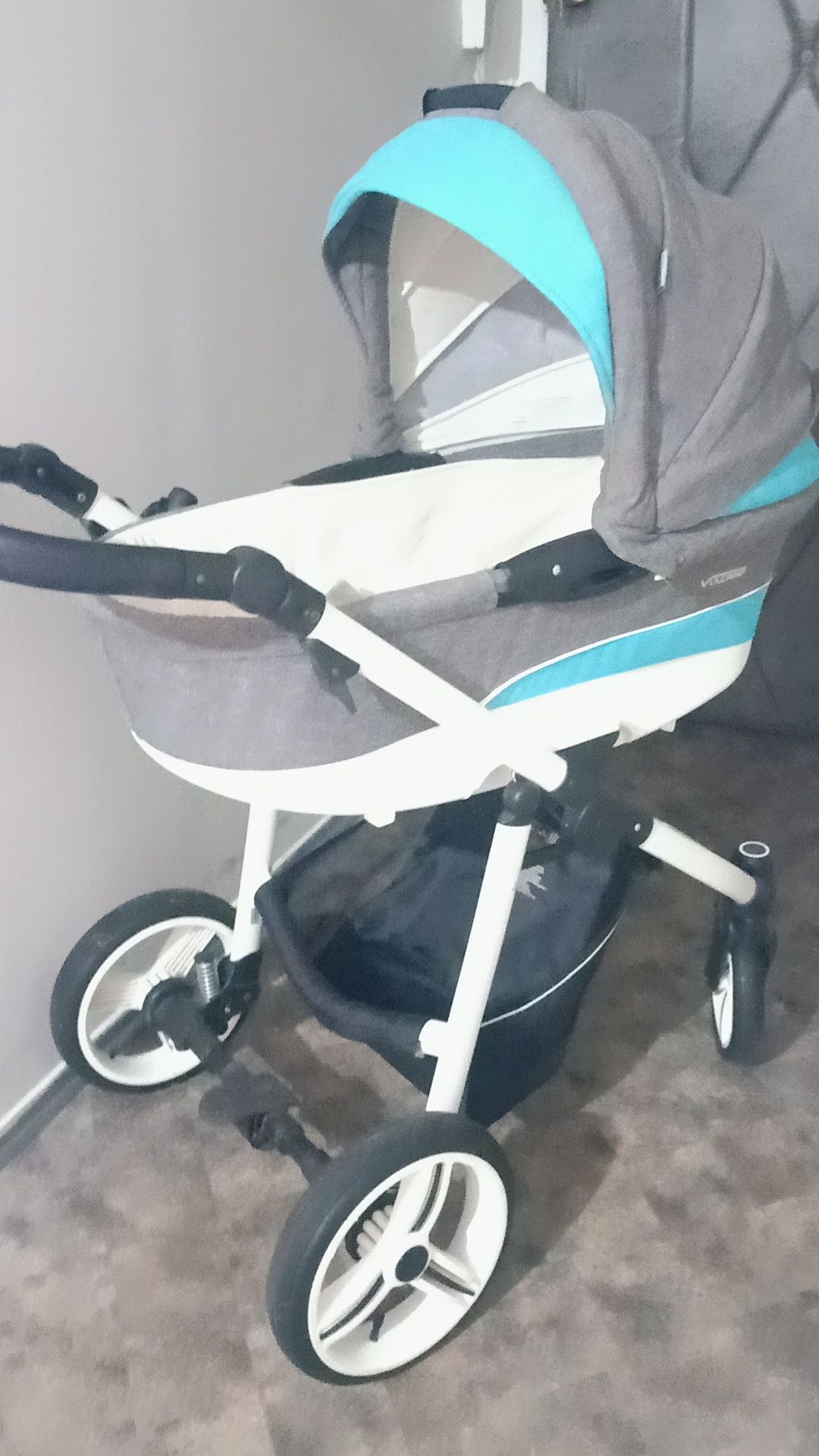 Wózek dziecięcy 2w1 w przystępnej cenie, w dobrym stanie.