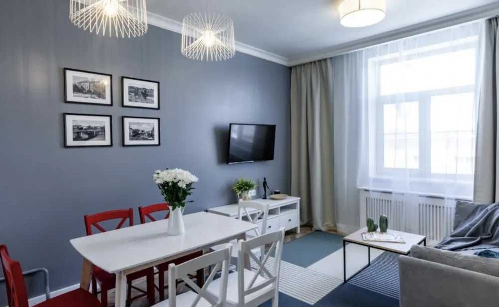 Продам дизайнерську 3-х кімнатну квартиру, в центрі Ужгорода!