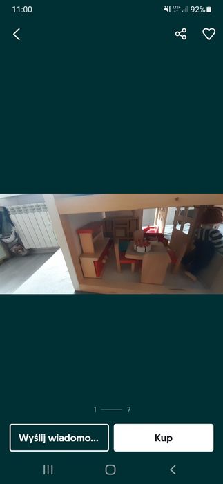 Uroczy domek dla lalek