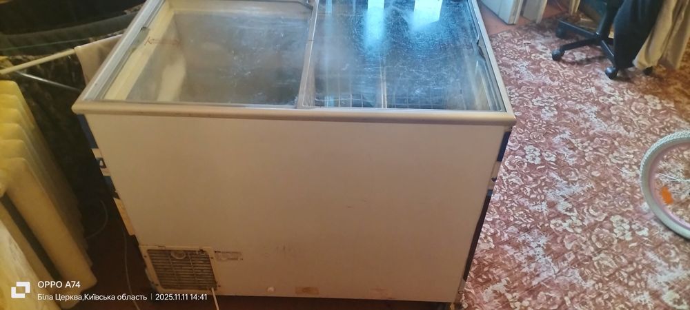 Продам морозильну камеру Ugur