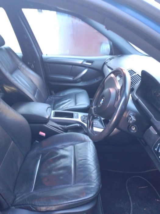 Продам машину BMW X5 2006 року праворульний