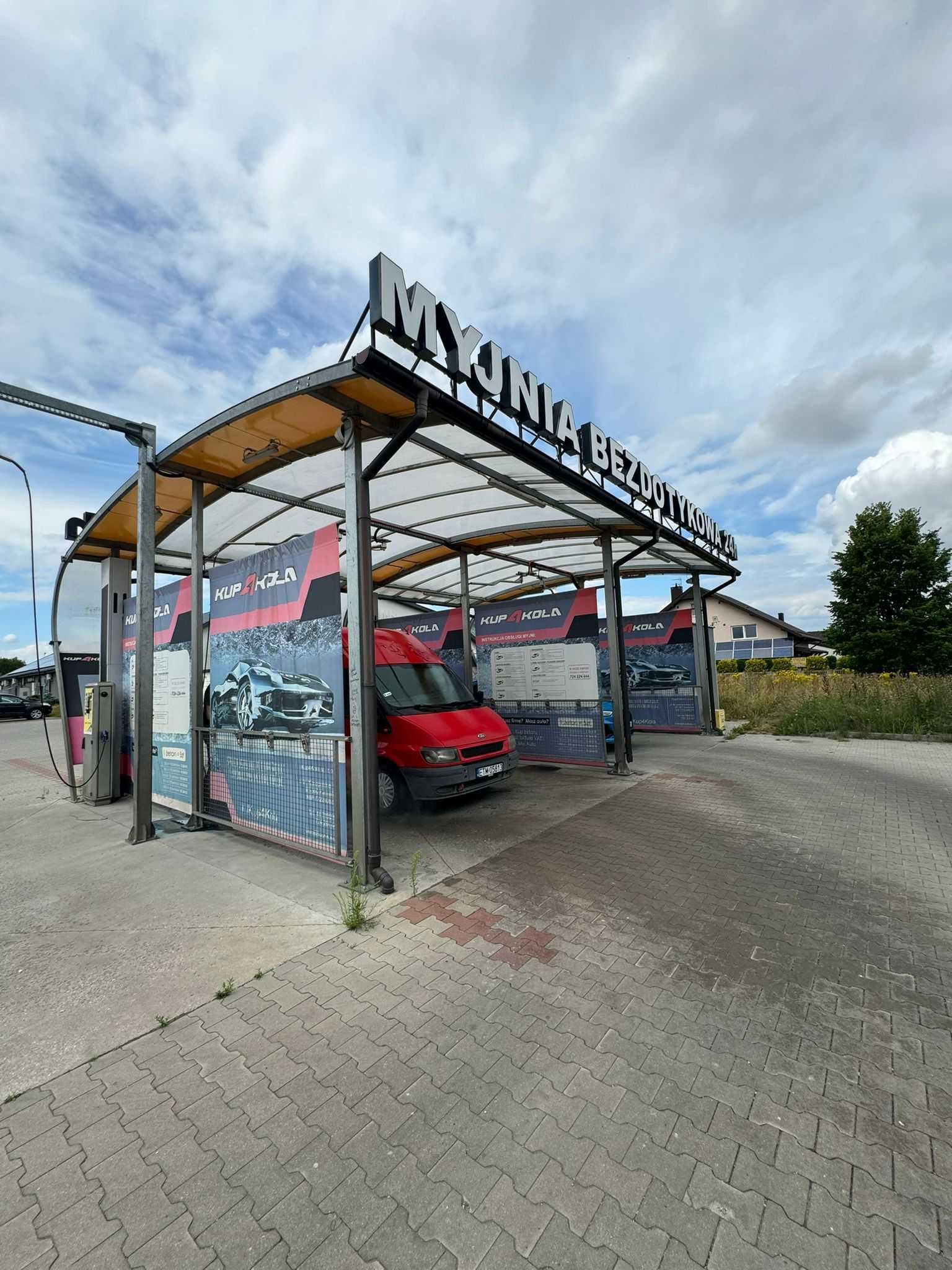Myjnia samochodowa bezdotykowa automatyczna – Kleszczów, ul. Sportowa