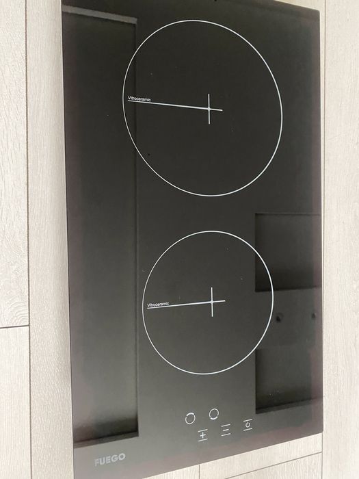 Płyta dwupalnikowa elektryczna 52x30 do zabudowy.