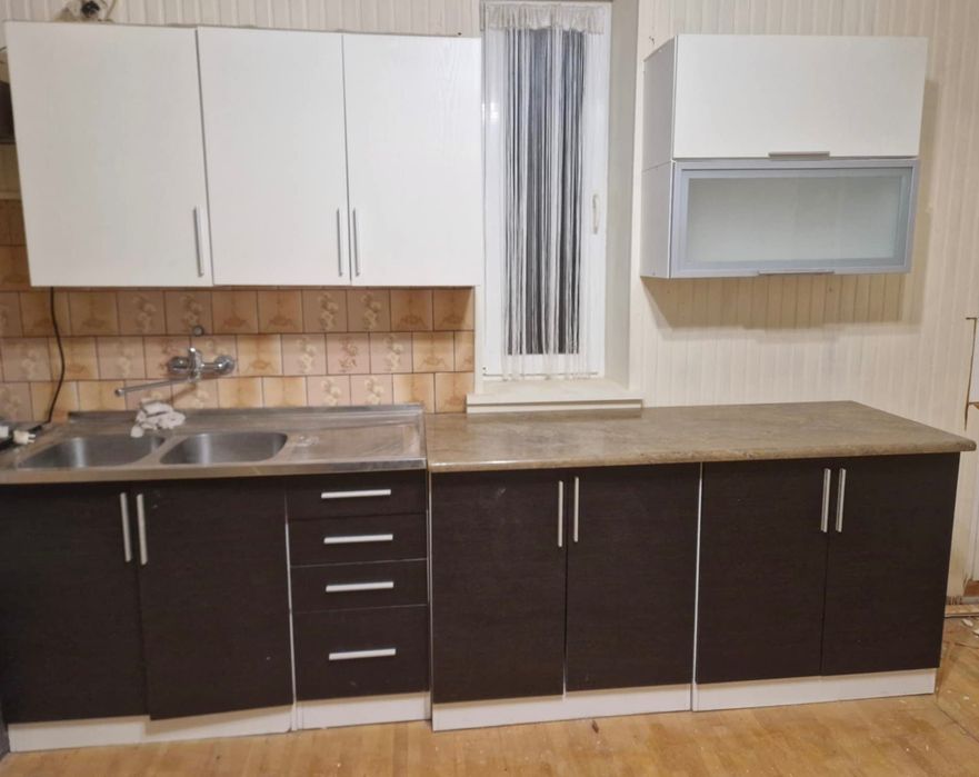 Meble kuchenne- zlew, kuchenka gazowa