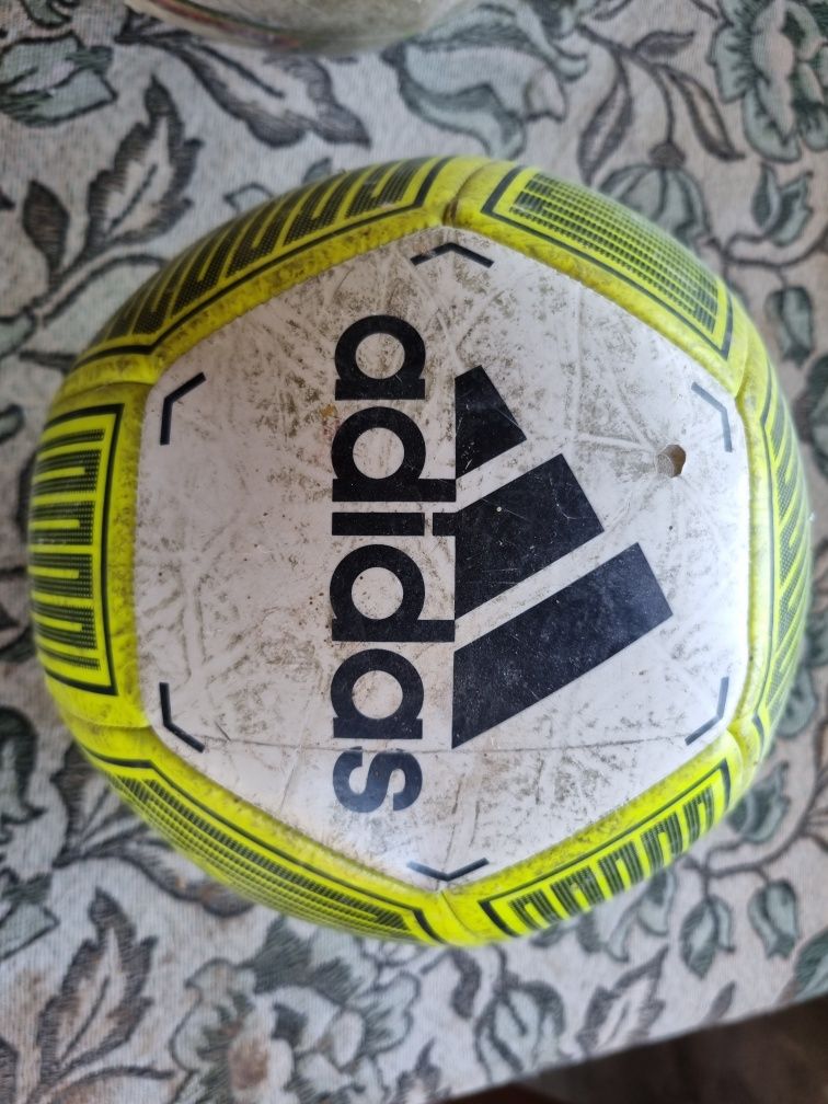 Bolas de futebol adidas