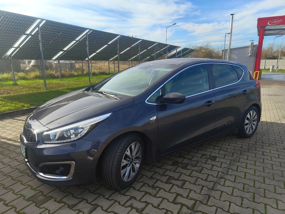 Kia Ceed Kia Ceed 1.6 benzyna Smart Plus  135 KM (99 kW)  r. 2017