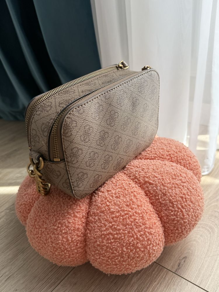 Сумка Guess, оригінал! Стан 10 з 10