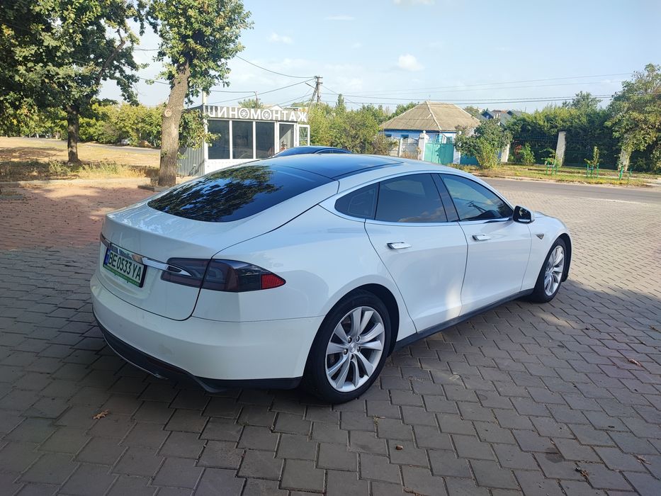 Tesla model s 75 нова батарея !