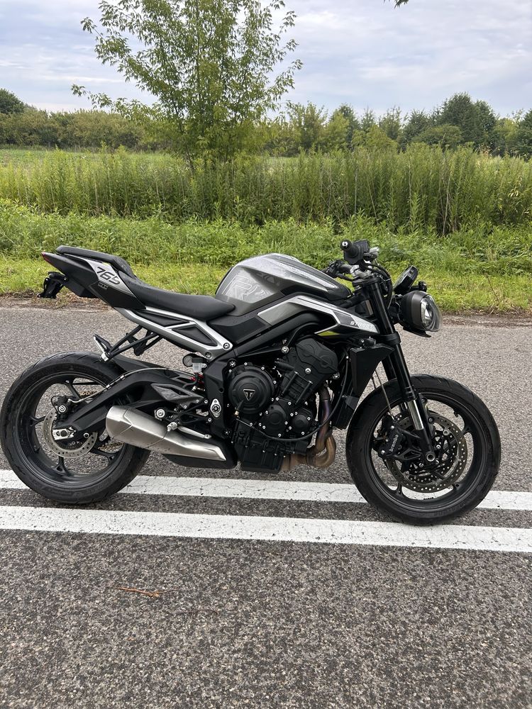 Triumph 765 street triple r „04/2023r”