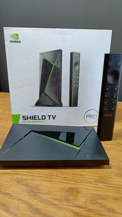 Медіаплеєр Nvidia Shield TV Pro 2019