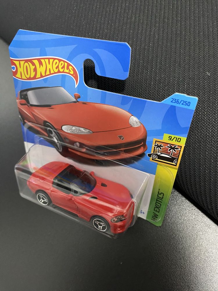 HotWheels 92 Dodge Viper RT/10