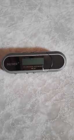 Pen 242MB de MP3 cinza