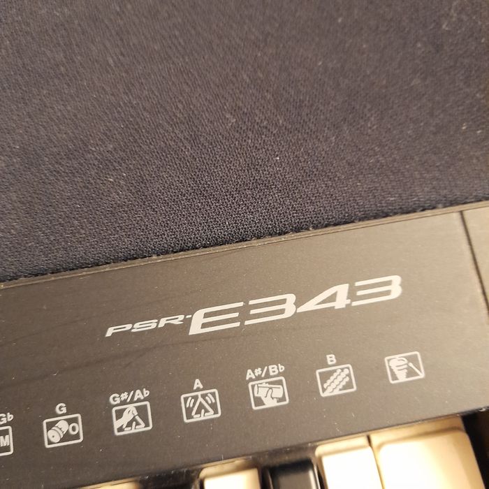 Keyboard Yamaha psr e343 ze stojakiem- gratis krzesełko.